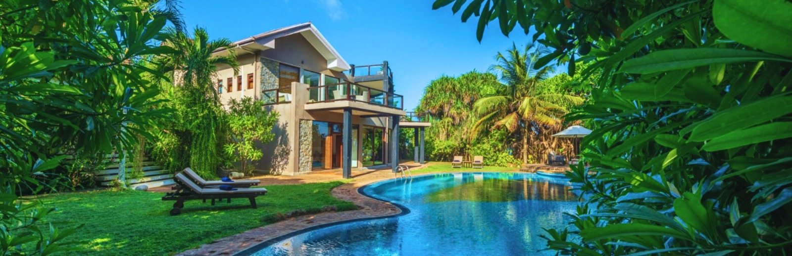 Beachfront villa Sri Lanka